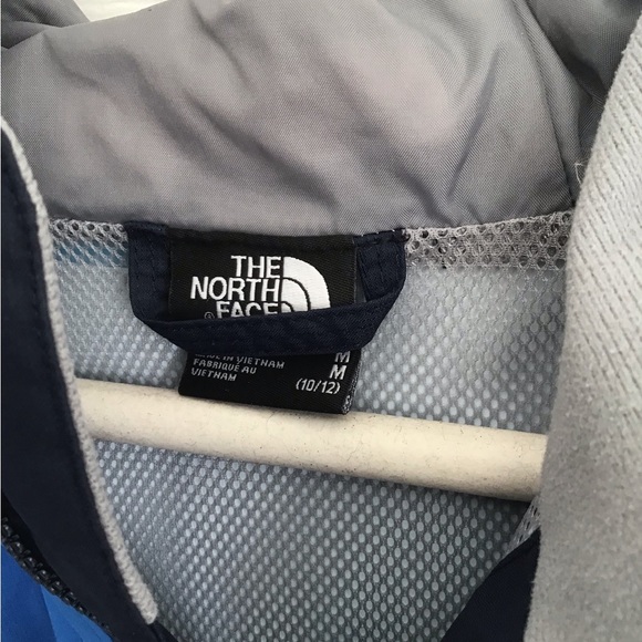 The North Face Youth Hooded Rain Jacket Sz Med (10-12) - Picture 3 of 3